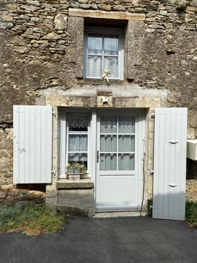 Appartement Medieval Magic à Vouvant Extérieur photo